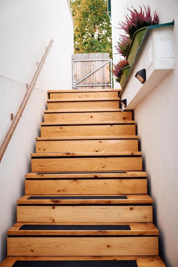 Apartment Fuer 2 Erwachsene Und 2 Kinder, Ausgestattet Mit Einem Weinkeller Und Einem Kleinen Hof - Self-Made Fruehstueck Inbegriffen Retz Exteriör bild